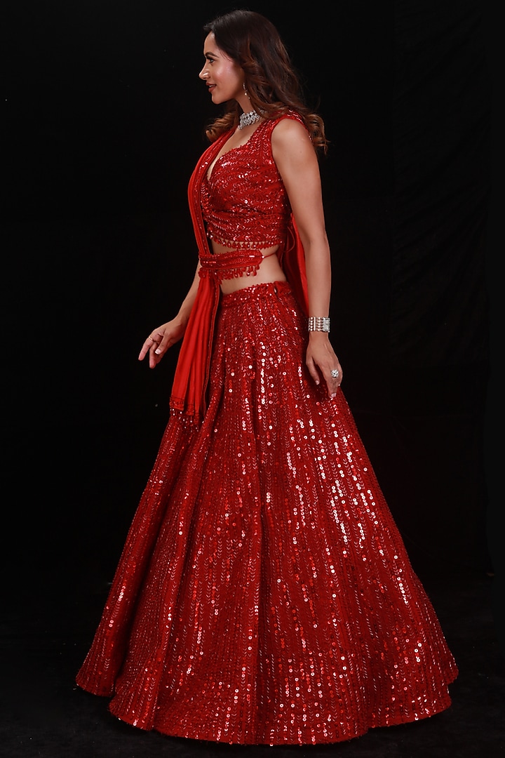 Red Beaded Wedding Lehenga Set by Archana Kochhar at Pernia's Pop Up Shop