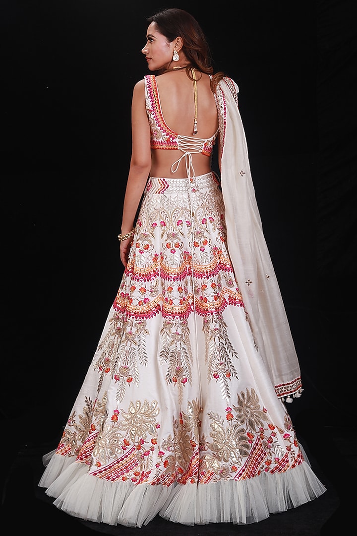 Ivory Hand Embroidered Wedding Lehenga Set by Archana Kochhar at Pernia's Pop Up Shop