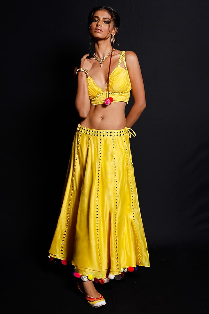 Butter Yellow Embroidered Short Lehenga Set by Archana Kochhar at Pernia's Pop Up Shop
