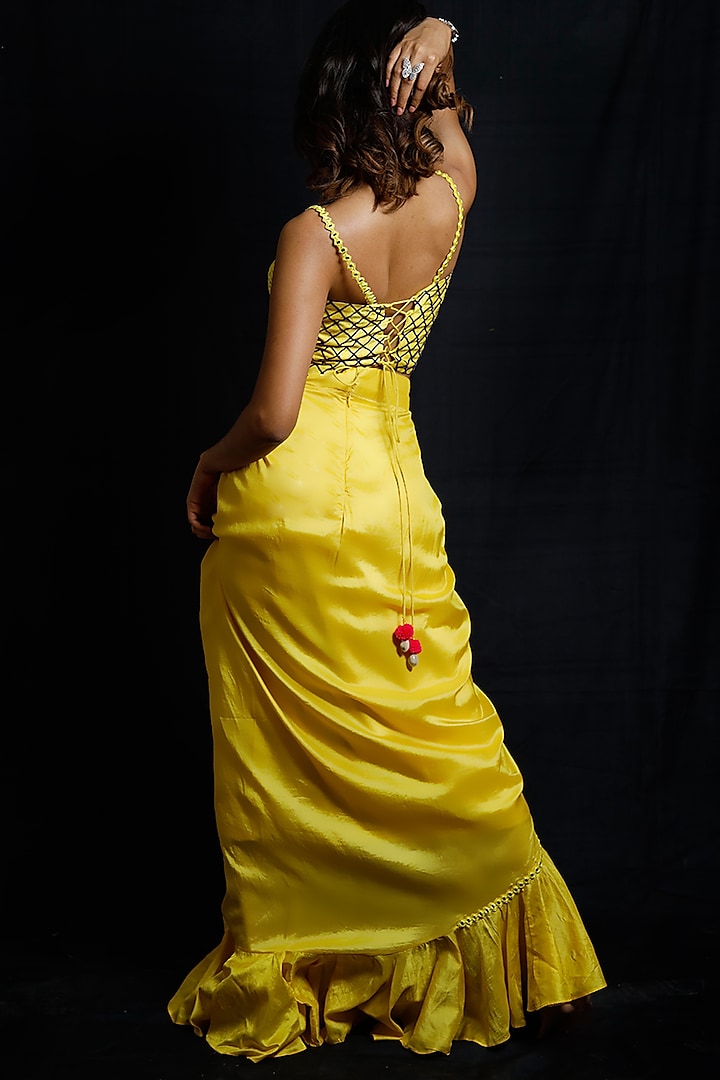 Yellow Chanderi Dhoti Skirt Set by Archana Kochhar at Pernia's Pop Up Shop