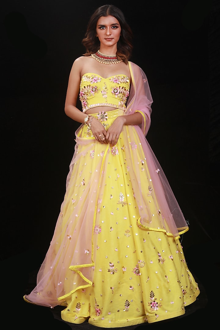 Yellow Embroidered Wedding Lehenga Set by Archana Kochhar at Pernia's Pop Up Shop