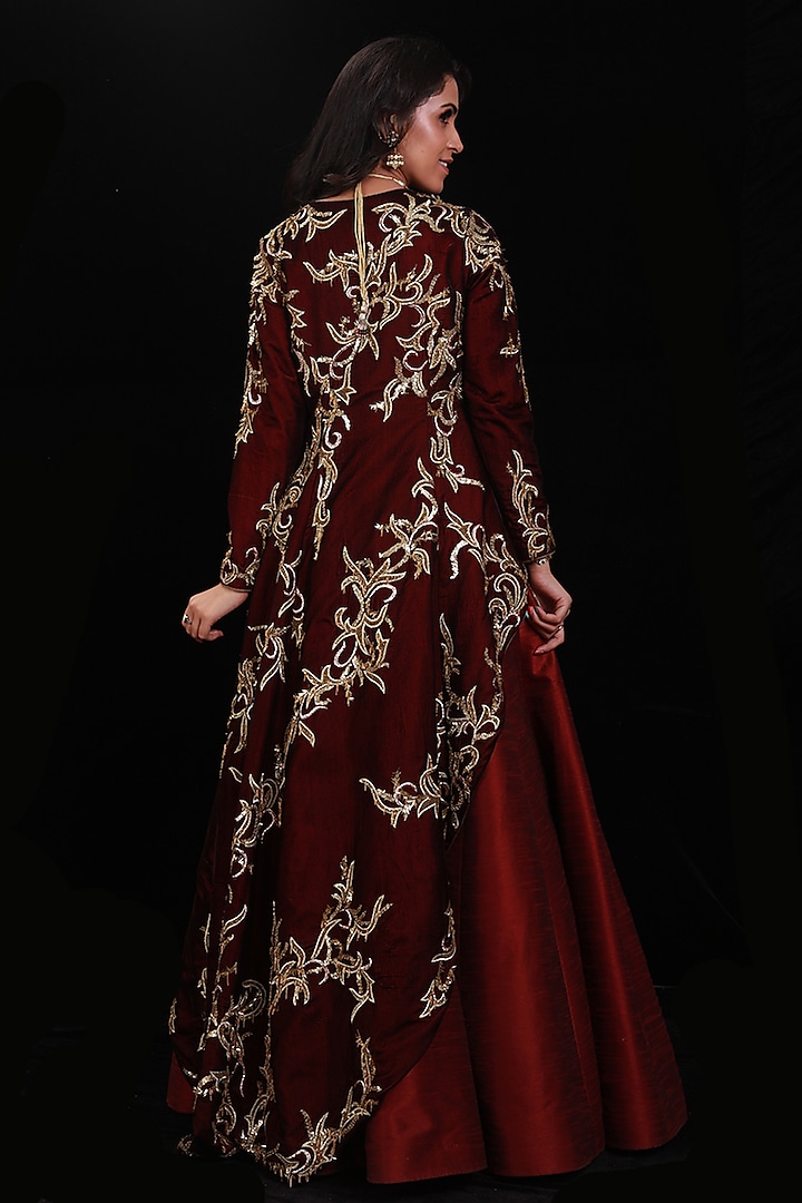 Maroon Raw Silk Jacket Bridal Lehenga Set by Archana Kochhar at Pernia's Pop Up Shop