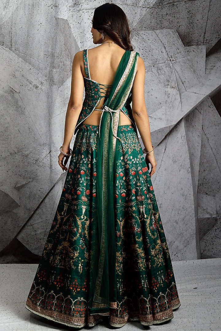 Emerald Green Printed Lehenga Set by Archana Kochhar at Pernia's Pop Up Shop