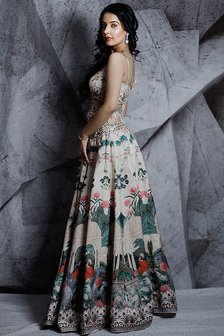 Ivory Printed Wedding Lehenga Set by Archana Kochhar at Pernia's Pop Up Shop