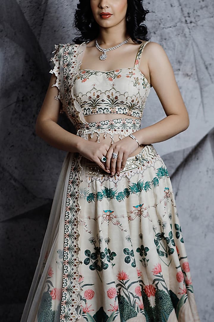 Ivory Printed Wedding Lehenga Set by Archana Kochhar at Pernia's Pop Up Shop