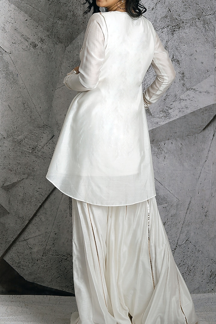 Ivory Embellished Party Wear Sharara Set by Archana Kochhar at Pernia's Pop Up Shop