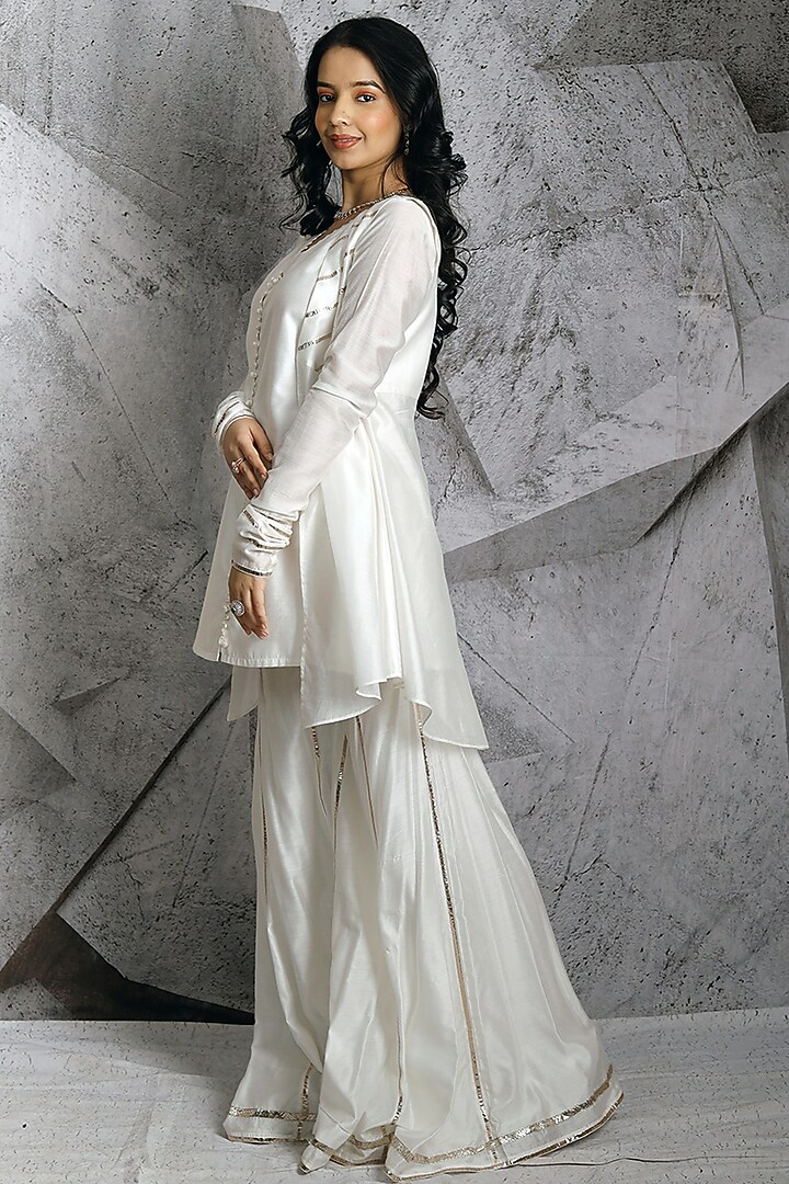 Ivory Embellished Party Wear Sharara Set by Archana Kochhar at Pernia's Pop Up Shop