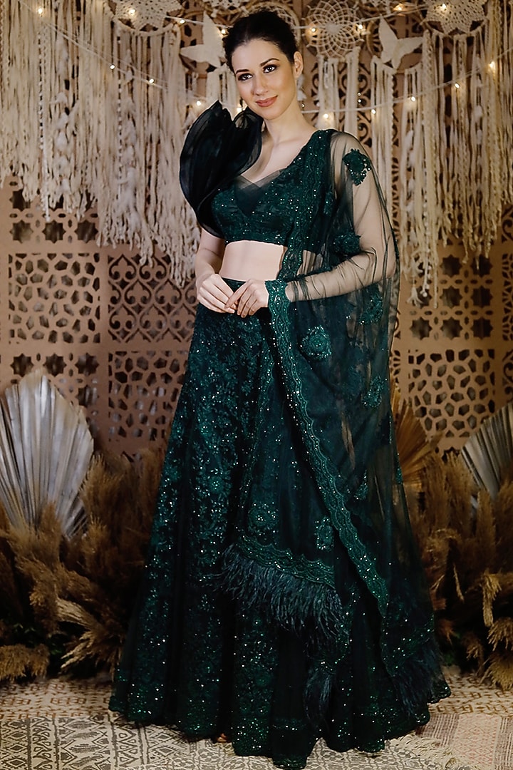 Emerald Green Embroidered Wedding Lehenga Set by Archana Kochhar at Pernia's Pop Up Shop