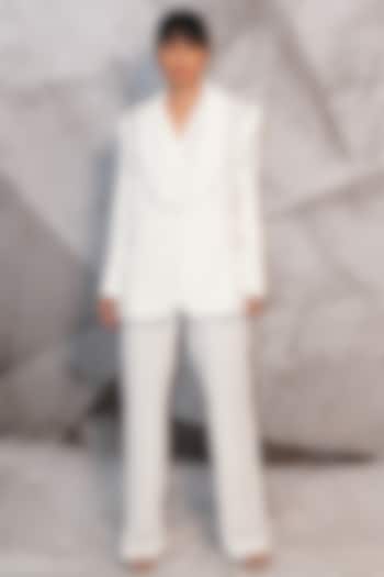 White Italian Suiting 3D Sequins Embroidered Blazer Set by Archana Kochhar at Pernia's Pop Up Shop