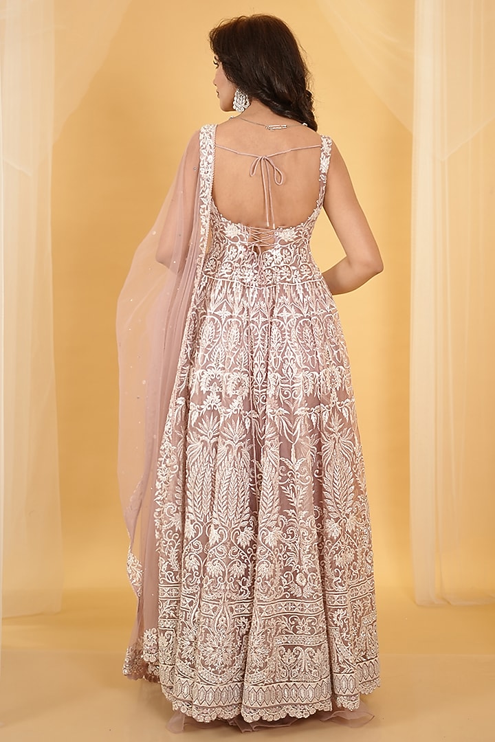 Salmon Pink Organza Floral Thread Embellished Bridal Anarkali Set by Archana Kochhar at Pernia's Pop Up Shop