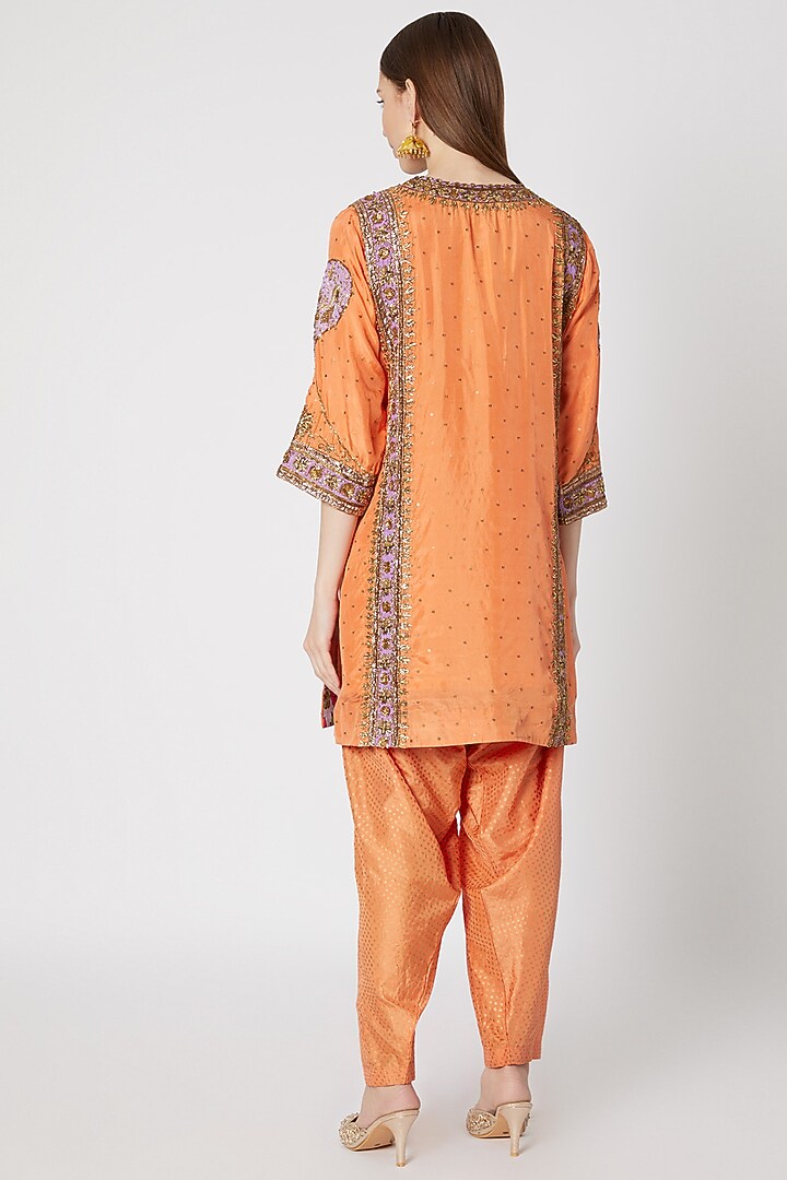 Peach Printed & Embroidered Kurta Set by Anupamaa Dayal at Pernia's Pop Up Shop