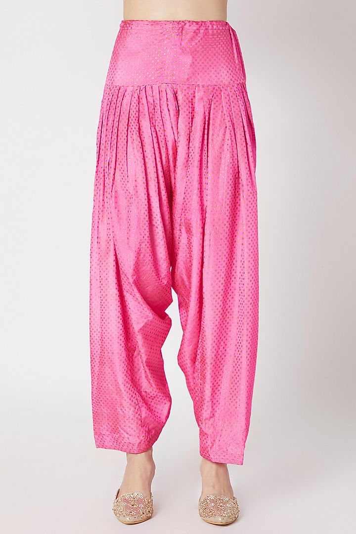 Fluro Pink Printed & Embroidered Kurta Set by Anupamaa Dayal at Pernia's Pop Up Shop