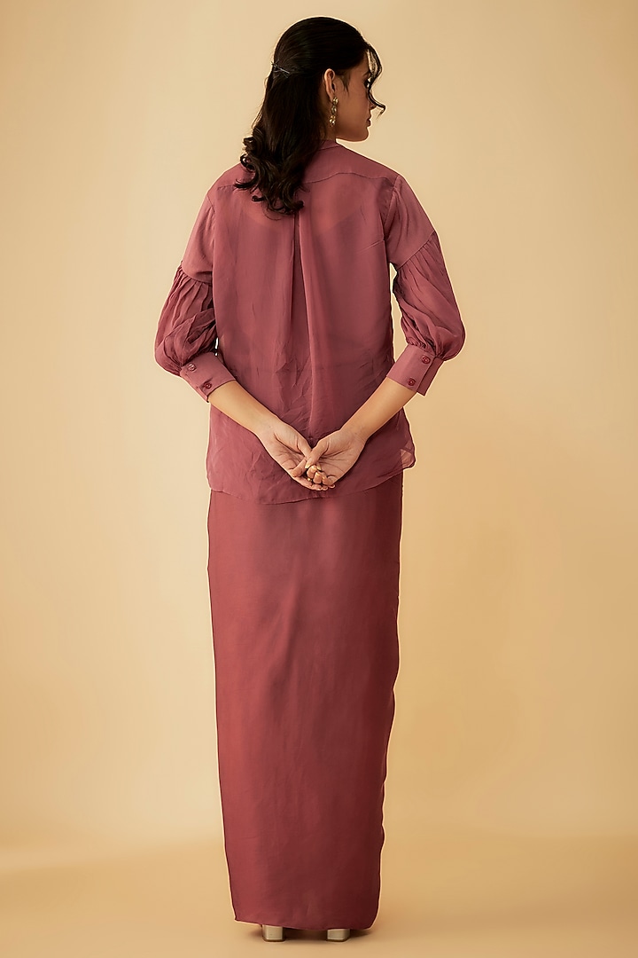Sand Rose Organza Draped Skirt Set by 1999AD By Amita & Deepak at Pernia's Pop Up Shop