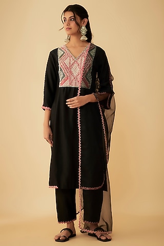 Black Chanderi Tribal Embroidered Kurta Set by 1999AD By Amita & Deepak