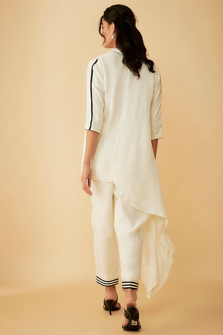 White Linen Embroidered Co-Ord Set by 1999AD By Amita & Deepak at Pernia's Pop Up Shop