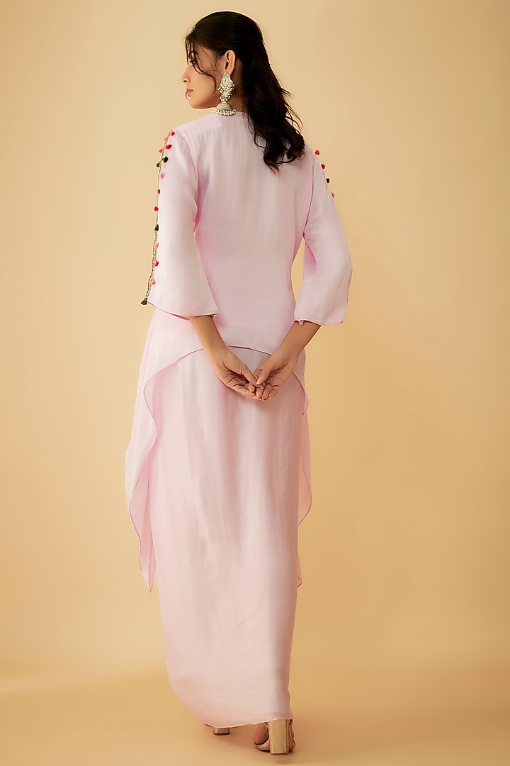 Onion Pink Organza Thread Embroidered Kurta Set by 1999AD By Amita & Deepak at Pernia's Pop Up Shop