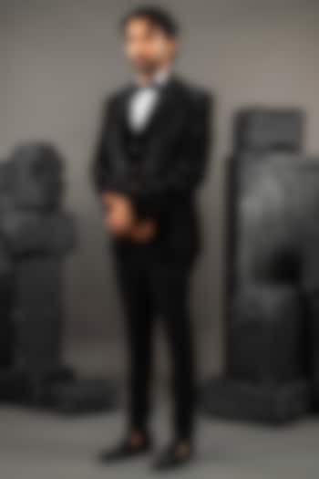 Black Velvet Embellished Tuxedo Set by ADANI at Pernia's Pop Up Shop