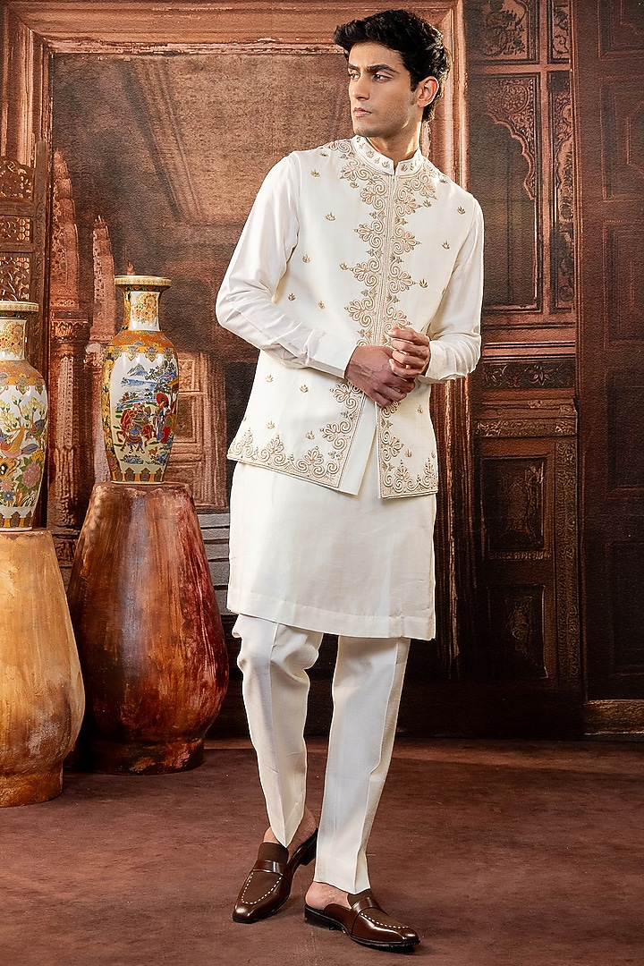 White Dupion Silk Embroidered Jacket Set by ADANI at Pernia's Pop Up Shop