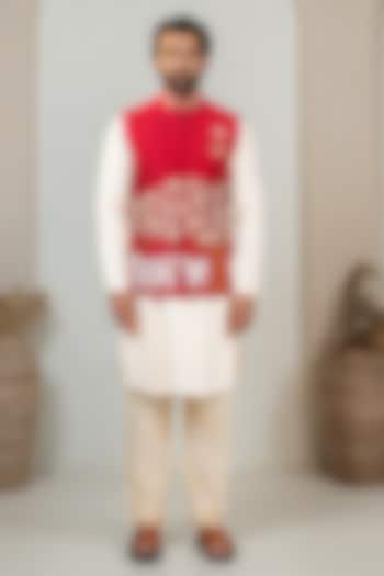 Maroon Raw Silk Machine Embroidered Bundi Jacket Set by ADANI at Pernia's Pop Up Shop