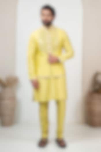 Yellow Dupion Mirror Work Bundi Jacket Set by ADANI at Pernia's Pop Up Shop