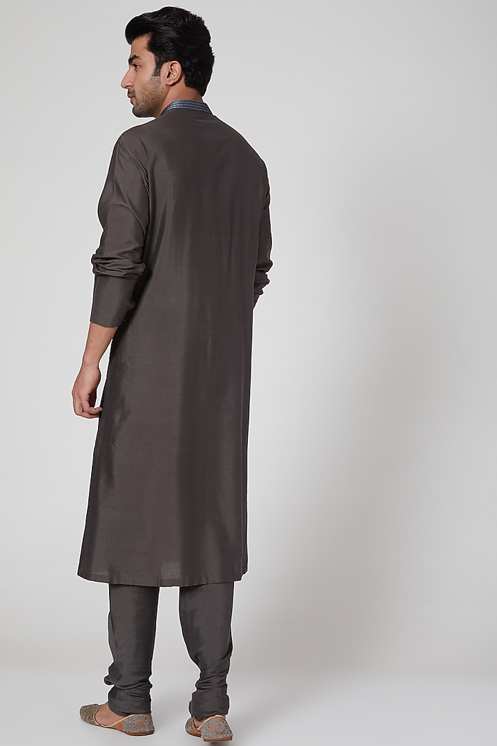Charcoal Grey Embroidered Kurta Set by Aditya Dugar at Pernia's Pop Up Shop