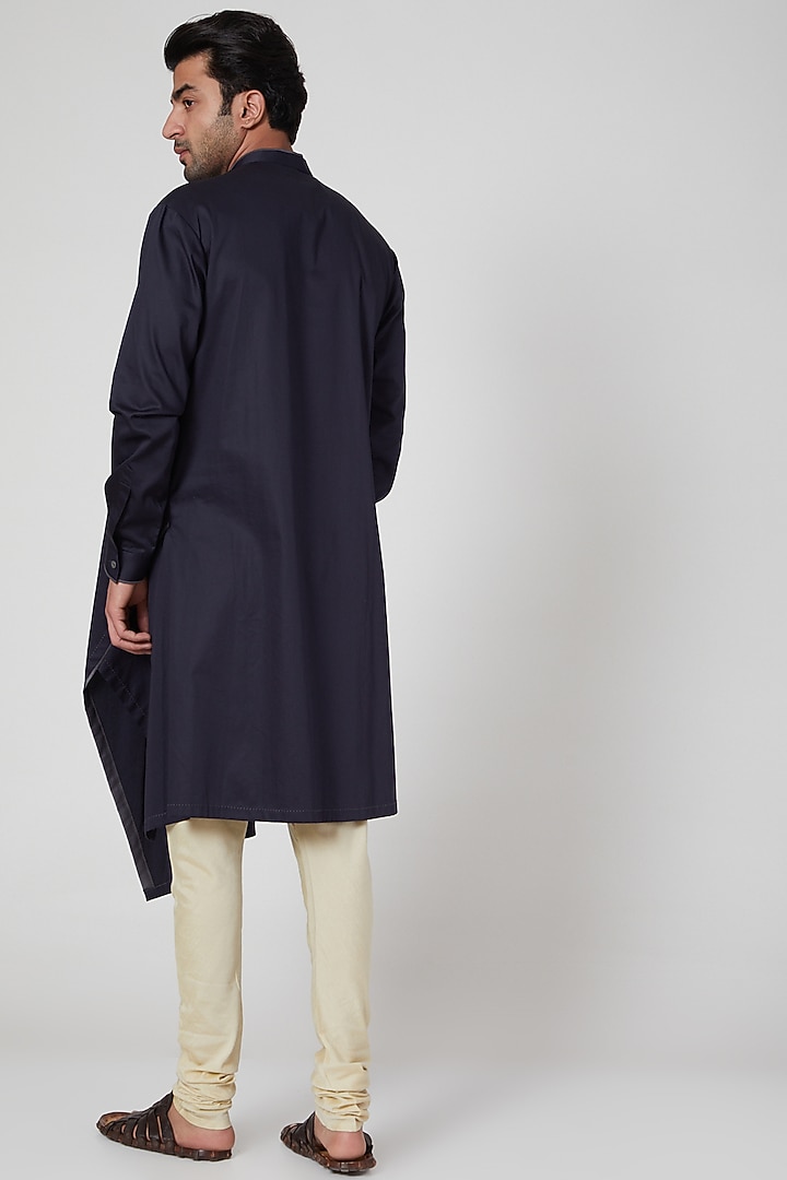 Black Kurta Set by Aditya Dugar at Pernia's Pop Up Shop