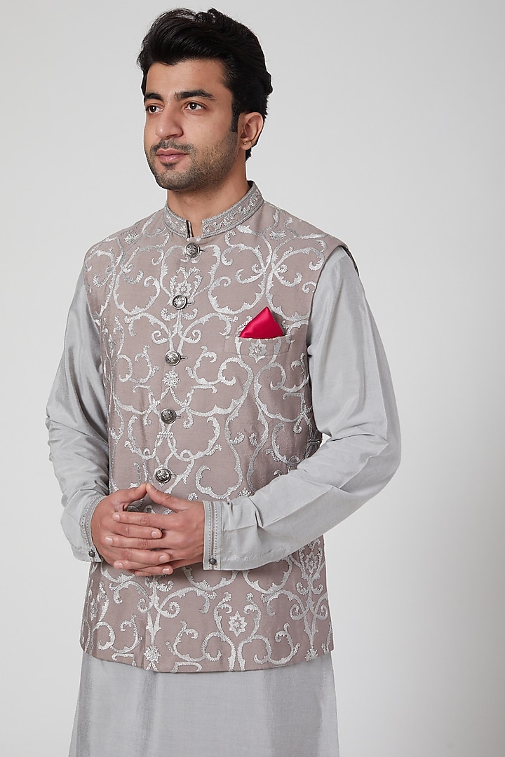 Grey Embroidered Waistcoat by Aditya Dugar at Pernia's Pop Up Shop