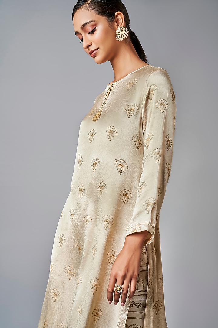 Cream & Gold Kurta Set by Anita Dongre Grassroot at Pernia's Pop Up Shop