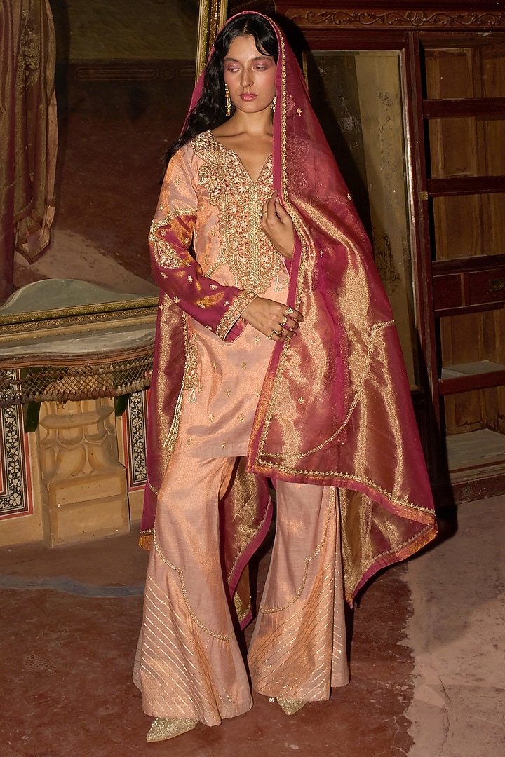 Rose Gold Silk Zari Tissue Textured Short Kurta Set by Aditi Gupta at Pernia's Pop Up Shop