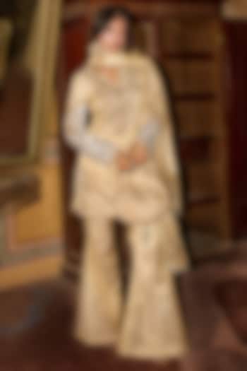 Champagne Gold Silk Zari Tissue Textured Short Kurta Set by Aditi Gupta at Pernia's Pop Up Shop