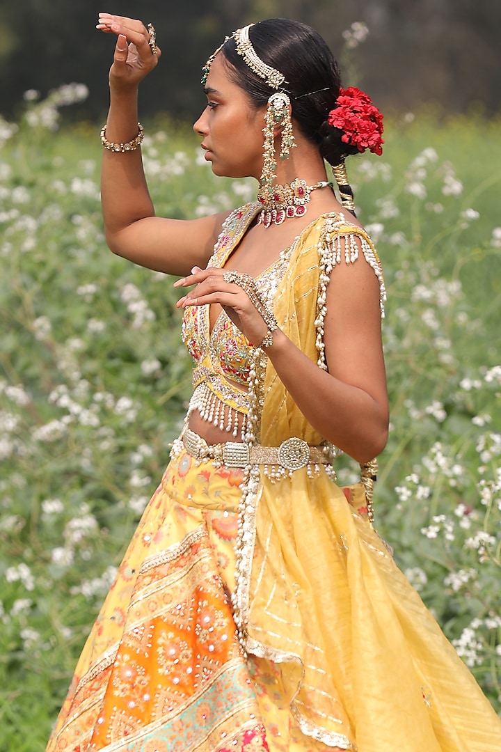 Yellow Embroidered Wedding Lehenga Set by Aditi Gupta at Pernia's Pop Up Shop