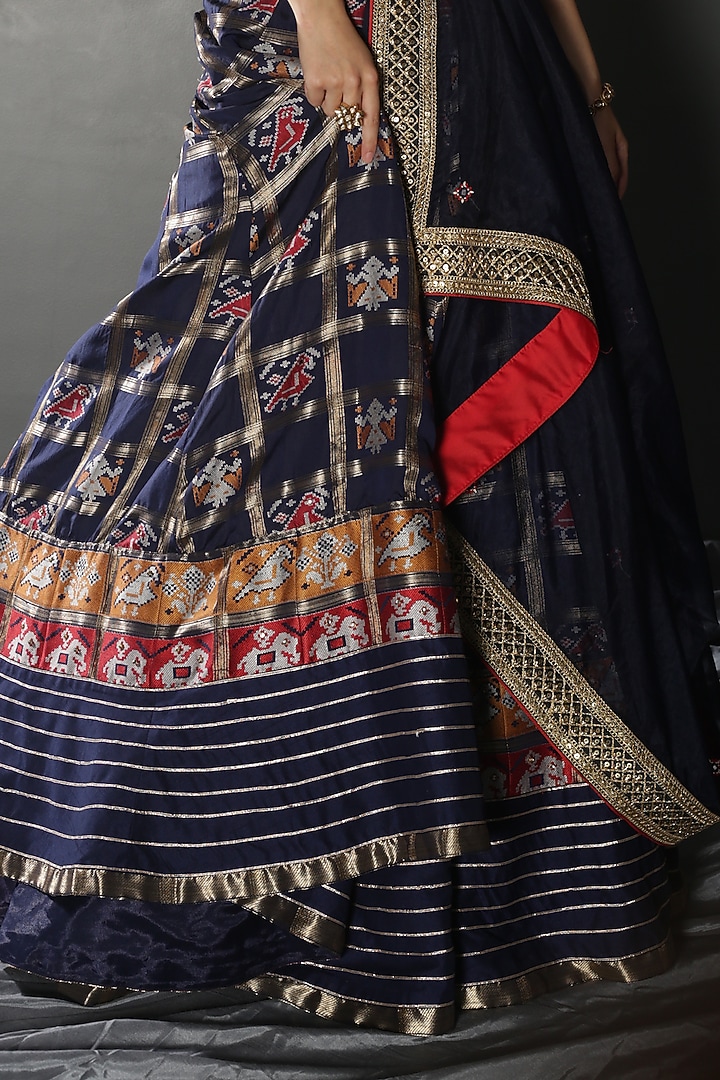 Midnight Blue Pure Silk Wedding Lehenga Set by Aditi Gupta at Pernia's Pop Up Shop