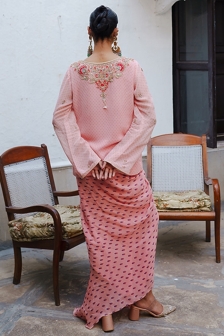 Soft Pink Georgette Bandhani Printed Draped Skirt Set by Aditi Gupta at Pernia's Pop Up Shop