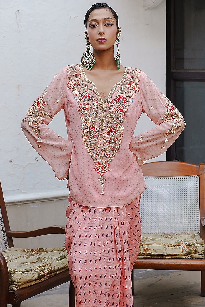 Soft Pink Georgette Bandhani Printed Draped Skirt Set by Aditi Gupta at Pernia's Pop Up Shop
