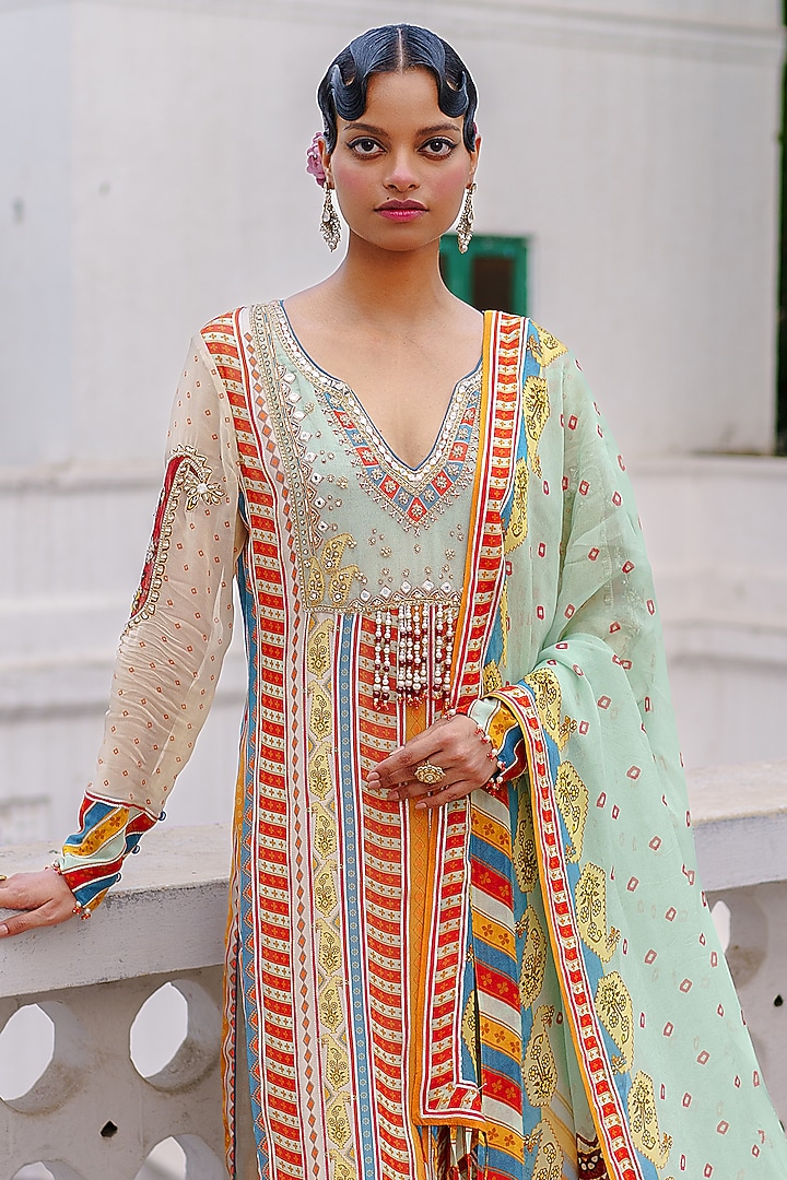 Pista Green Georgette Bandhani Printed Straight Kurta Set by Aditi Gupta at Pernia's Pop Up Shop