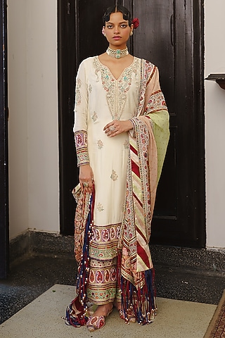 Ivory Dupion Silk Paisley Printed & Embroidered Kurta Set by Aditi Gupta
