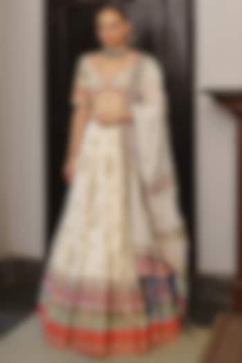 Ivory Silk Paisley Printed Bridal Lehenga Set by Aditi Gupta at Pernia's Pop Up Shop