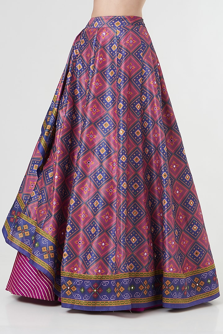 Pink Layered Embroidered Wedding Lehenga Set by Aditi Gupta at Pernia's Pop Up Shop