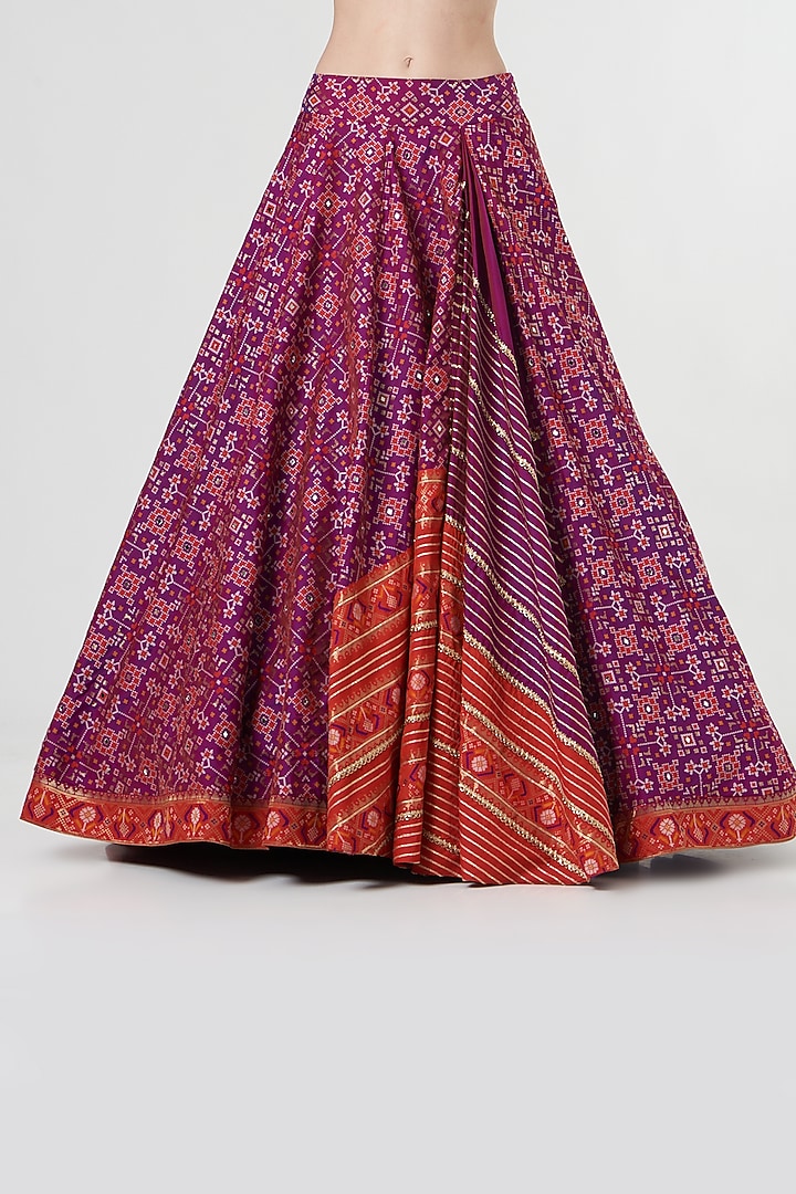 Deep Purple Embroidered Pleated Wedding Lehenga Set by Aditi Gupta at Pernia's Pop Up Shop