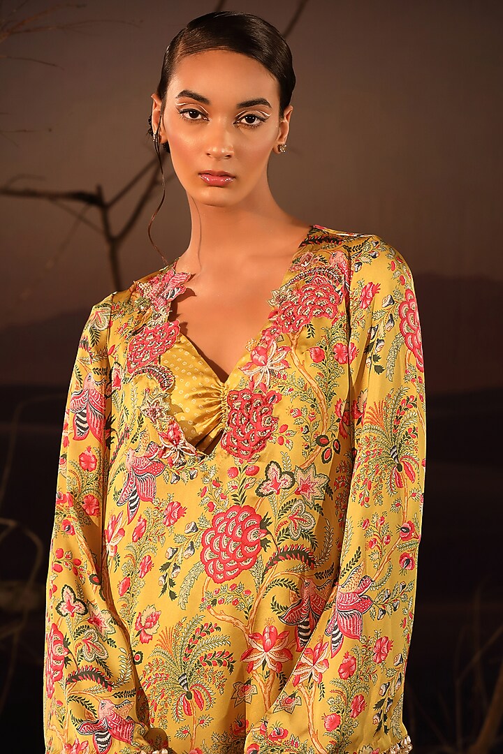 Mustard Satin Hand Embroidered Kurta Set by Aditi Gupta at Pernia's Pop Up Shop