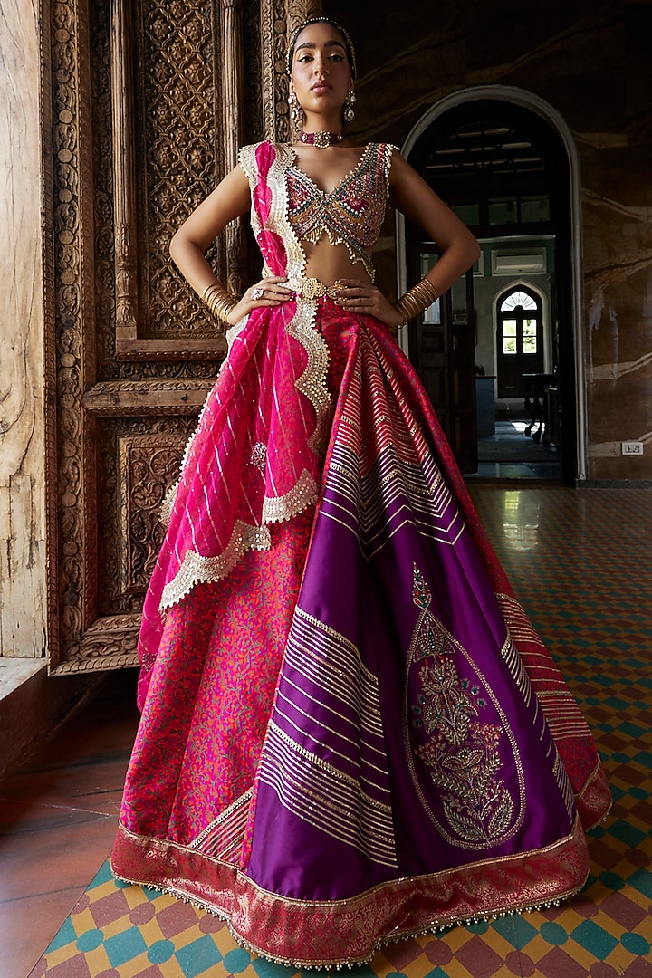 Pink & Purple Printed Wedding Lehenga Set by Aditi Gupta at Pernia's Pop Up Shop