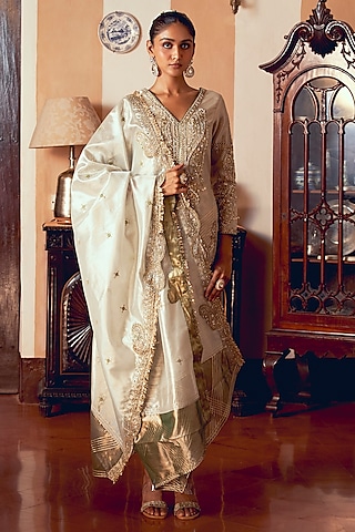 Pearl Gold Jacquard Silk Banarasi Sequins Work Kurta Set by Aditi Gupta