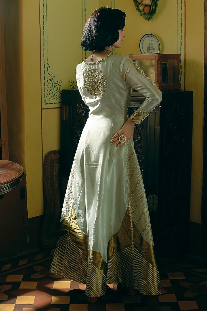 Pearl Gold Silk Zari Tissue Paisley Embroidered Kalidar Wedding Anarkali Set by Aditi Gupta at Pernia's Pop Up Shop