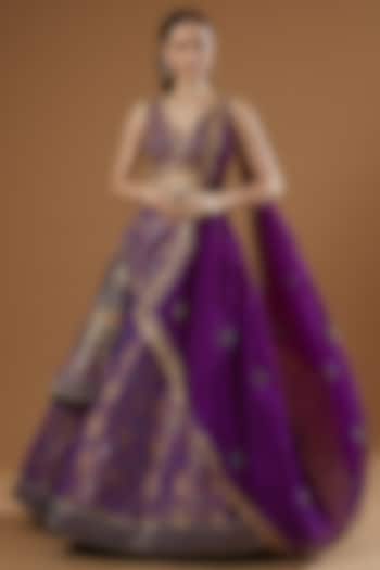 Purple Embroidered Wedding Lehenga Set by Aditi Gupta at Pernia's Pop Up Shop