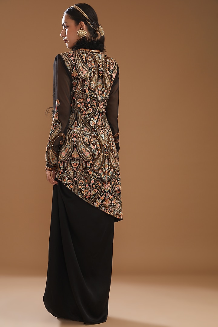 Black Embroidered Jacket Set by Aditi Gupta at Pernia's Pop Up Shop