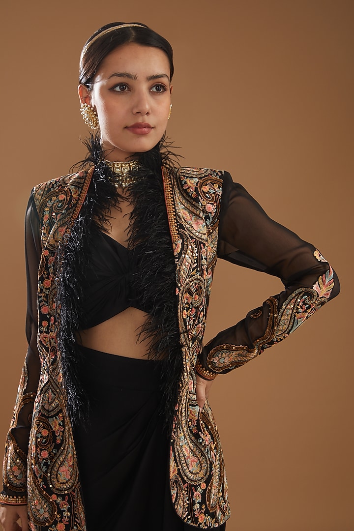Black Embroidered Jacket Set by Aditi Gupta at Pernia's Pop Up Shop