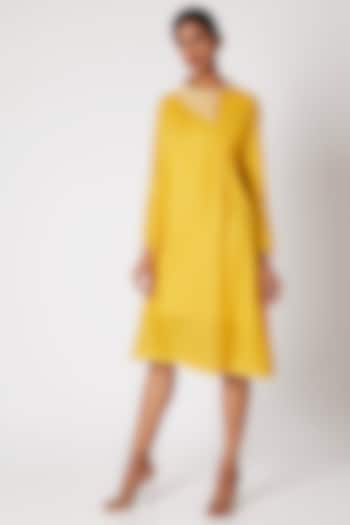 Yellow Tunic With Embroidered Collar by Adah at Pernia's Pop Up Shop