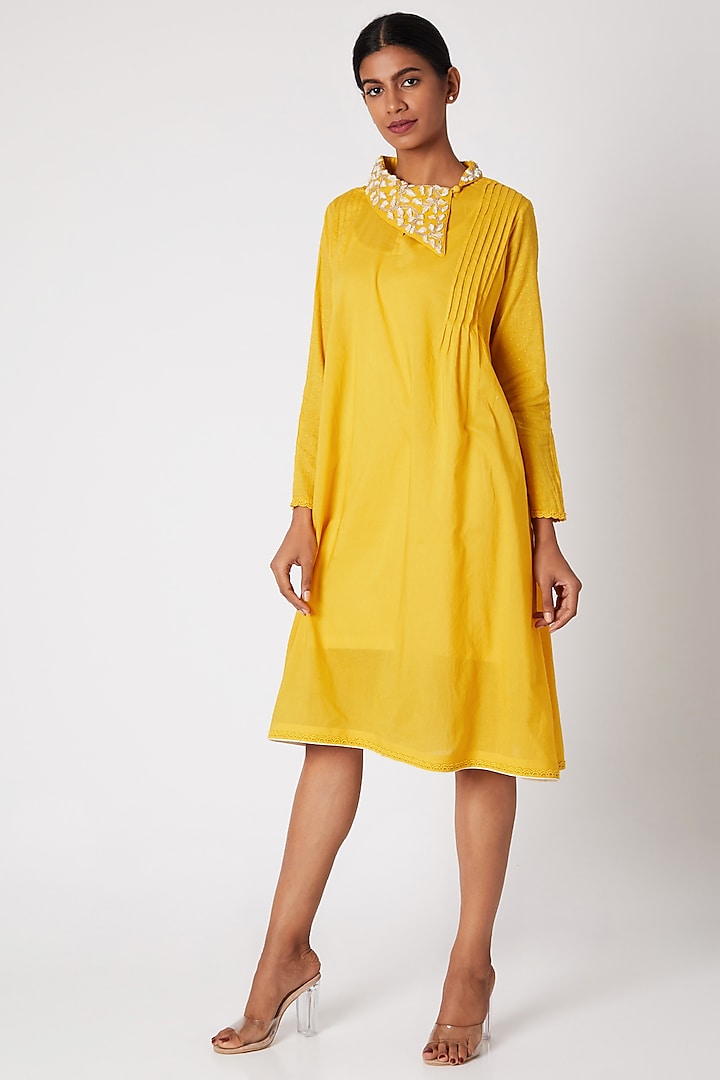 Yellow Tunic With Embroidered Collar by Adah
