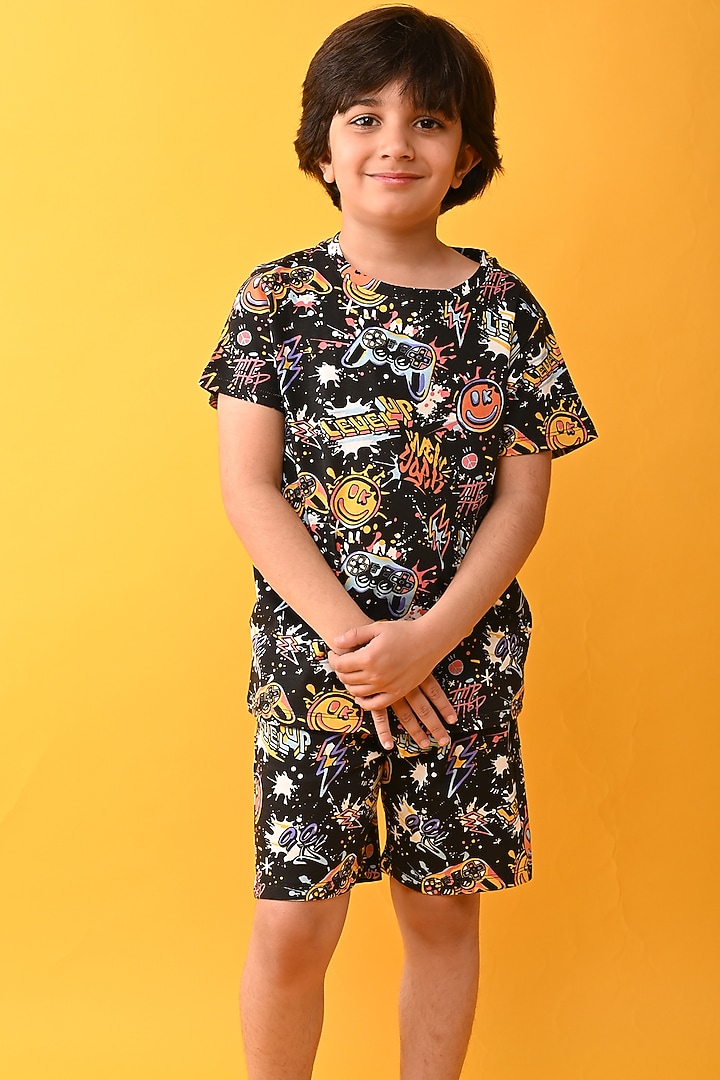 Black Cotton Jersey Printed Night Suit Set For Boys by Anthrilo at Pernia's Pop Up Shop
