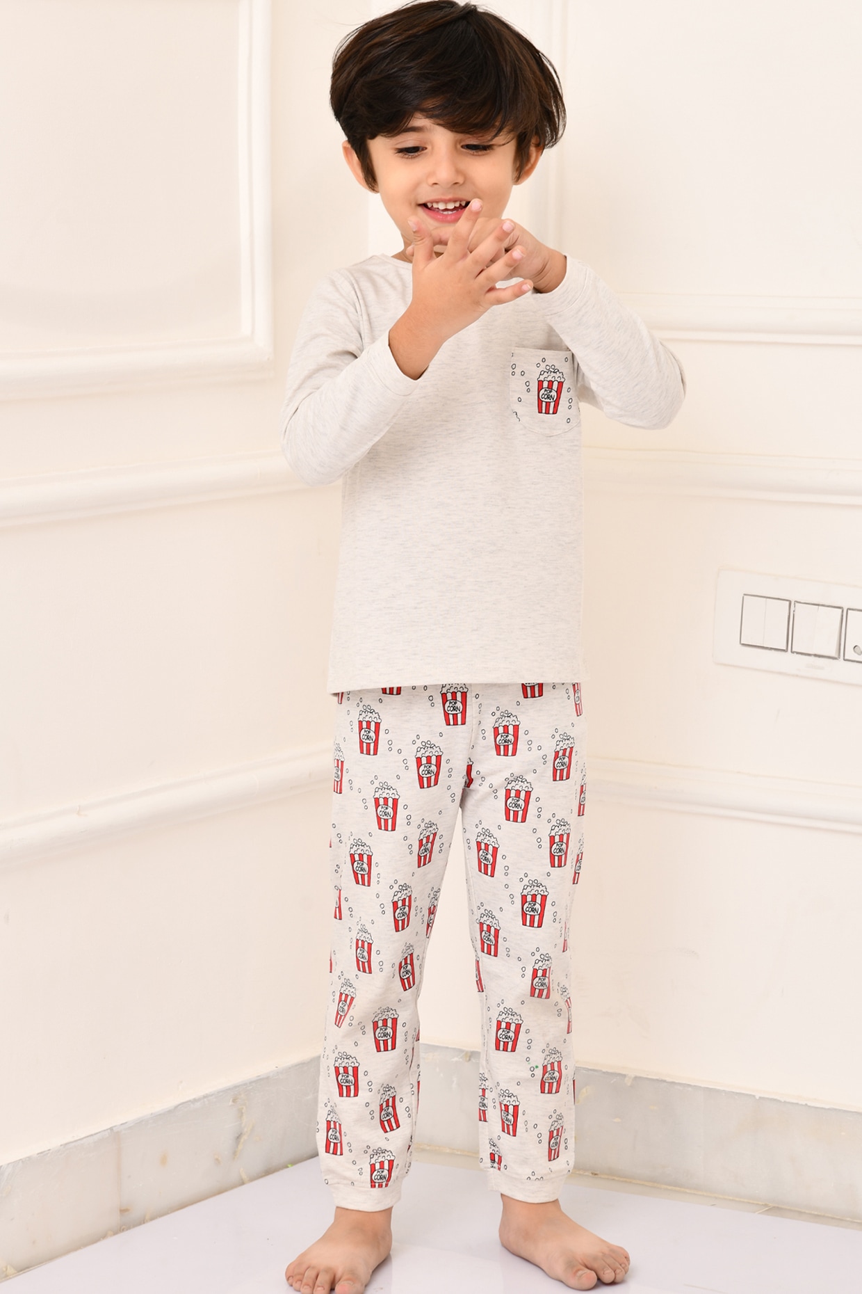 Buy White Striped Night Suit Set for 5 6 Year Boys Online from